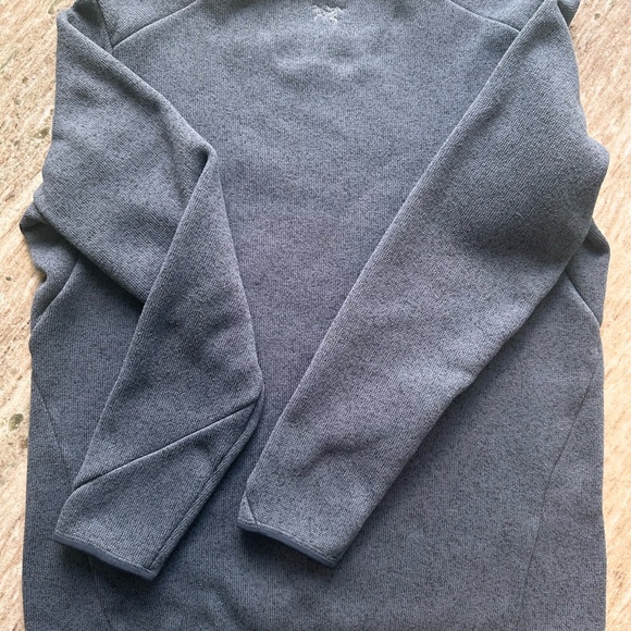 Arc’teryx Covert Sweater - Women’s L - Excellent Condition - Picture 3 of 6